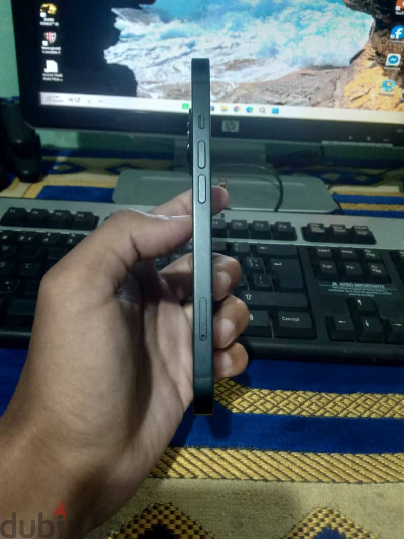 iPhone 13 6