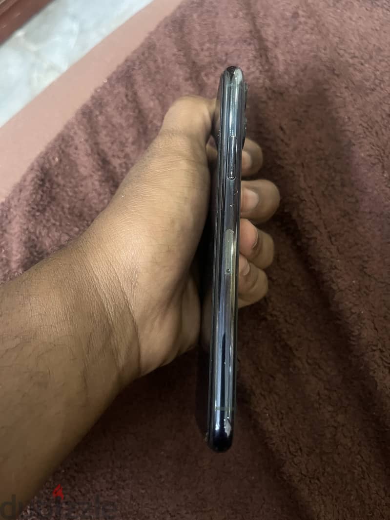 Apple - iPhone 11 Pro 1