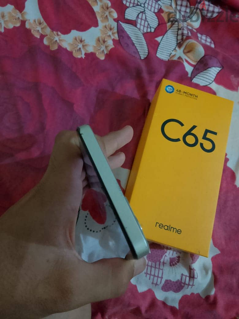 realme C65 4