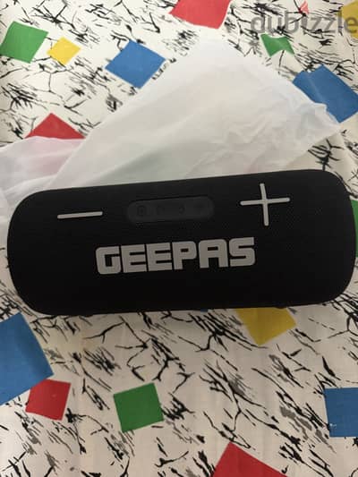 سماعة geepas وارد الامارات جديدة لم تستخدم
