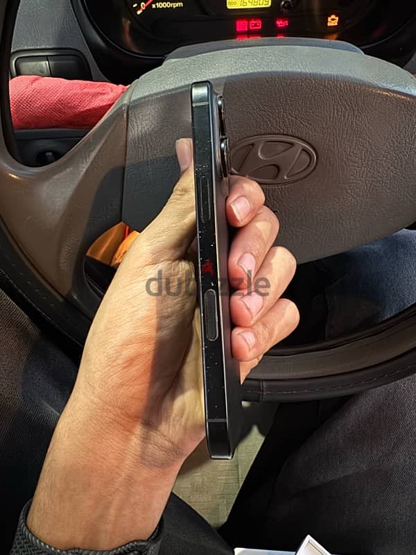 IPhone 16 pro 2