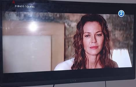 شاشه  تلفزيون