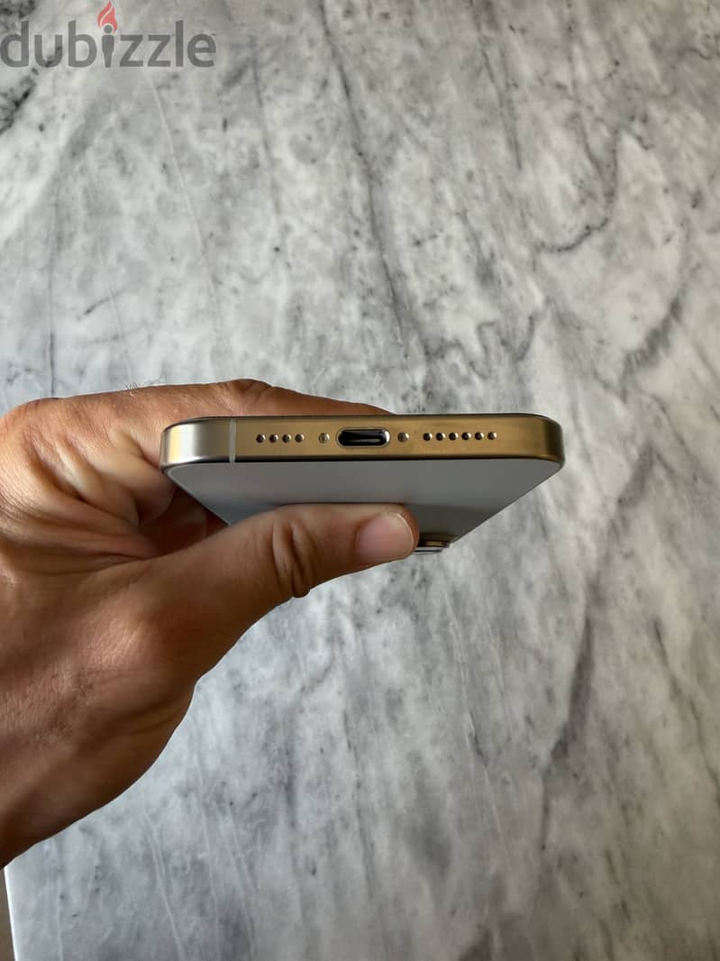 Apple - iPhone 15 Pro Max 3