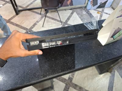 للبيع بلايستيشن 4 سليم |  Playstation 4 Slim