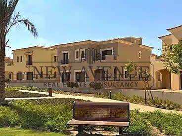 Under market price resale townhouse  corner at city gate ready to move delivered very prime location