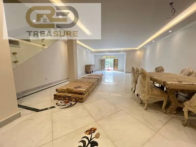 semi furnished Townhouse Middle for rent in Layan - new cairo