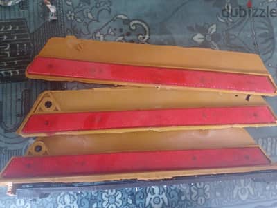 مثلث عاكس