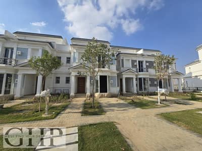 Town House Middle for Sale in Mountain View I-City New Cairo