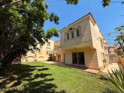 فيلا في بيفرلي هيلز للبيع بسعر لقطه