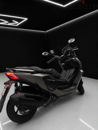 KYMCO DOWNTOWN GT 350i TCS — 2025 — 950km