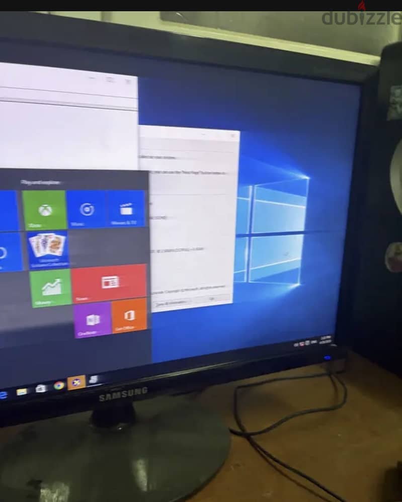 SAMSUNG 20 Inch HD+ 1