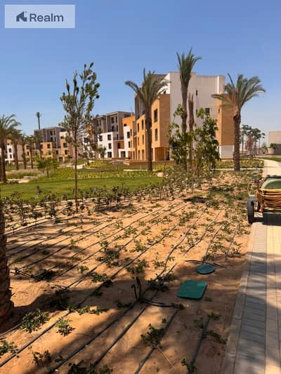 امتلك دوبلكس جاهز للاستلام في موقع مميز، بإطلالة خلابة على اللاندسكيب