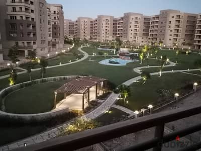 شقة للايجار بالمطبخ بكمبوند ذا سكوير صبور التجمع الخامس