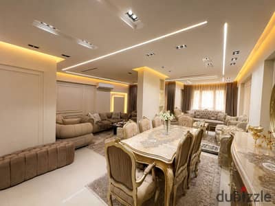Apartment for sale 130m in Ibrahimiyya - Jawad Hosni Street A distinctive apartment for sale in an exceptional location in Ibrahimiyya, connecting Abu Qir Street and Smoha, and close to all vital areas and services