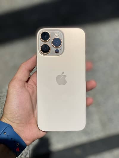 Apple - iPhone 16 Pro Max