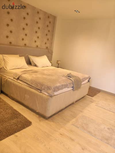 For sale: A fully finished and furnished apartment (including air conditioning), ready for immediate handover. Located on the Maadi Nile Corniche, dir