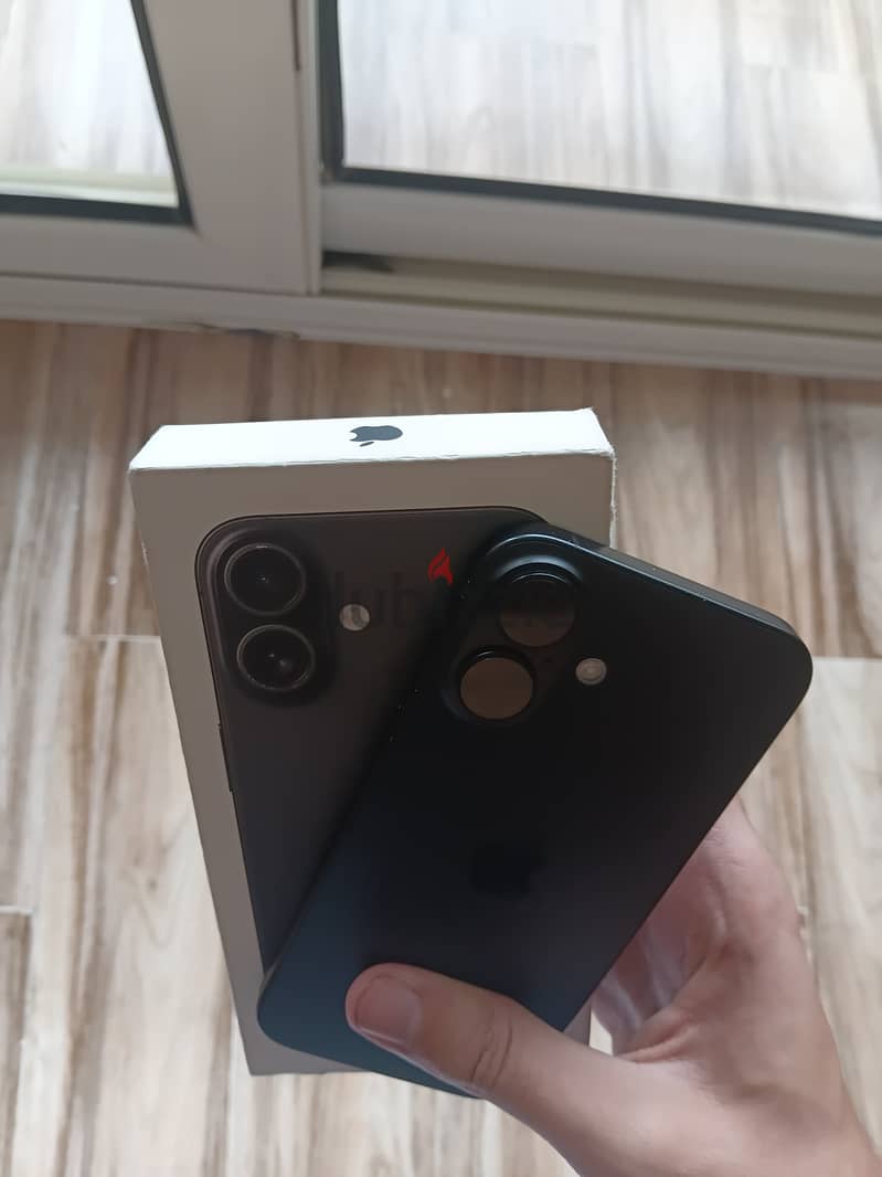 Apple - iPhone 16 3