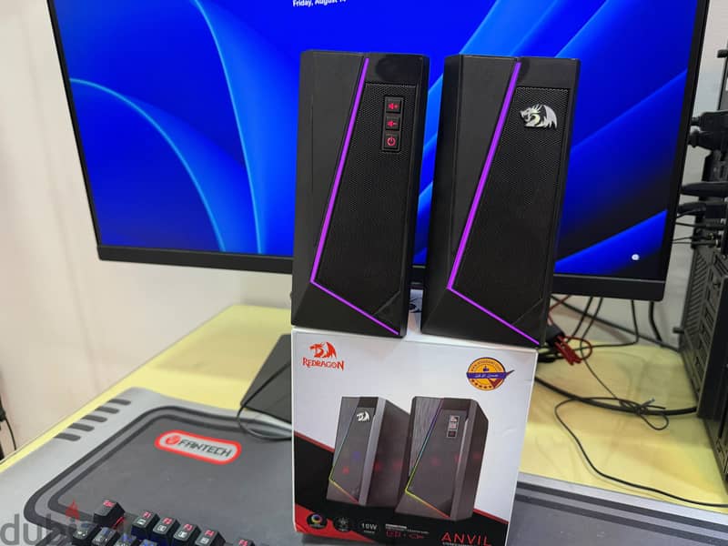 Gaming pc like new used for 1 month 3