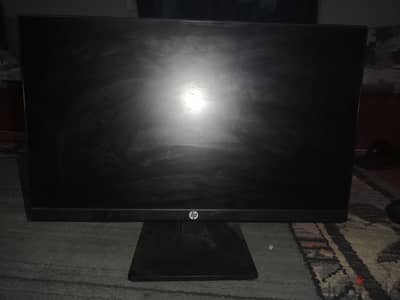 HP P24h G4