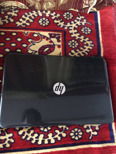 لابتوب hp مستعمل 4 رام
