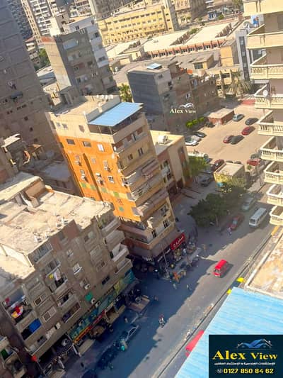 للبيع شقه في ميامي بحري المربع الذهبي فيو مفتوح علي جمال عبد الناصر