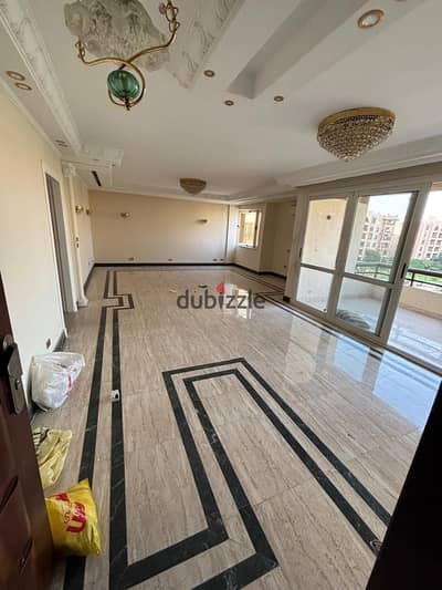 شقة للايجار قانون ١٦٨ متر  تشطيبات خاصة