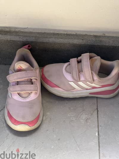 Adidas girl’s sneakers size 25