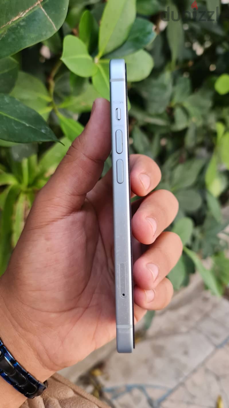 Apple - iPhone 15 6