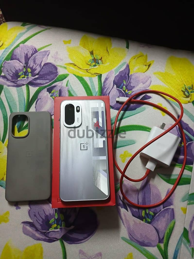 وان بلس ايس 6 1