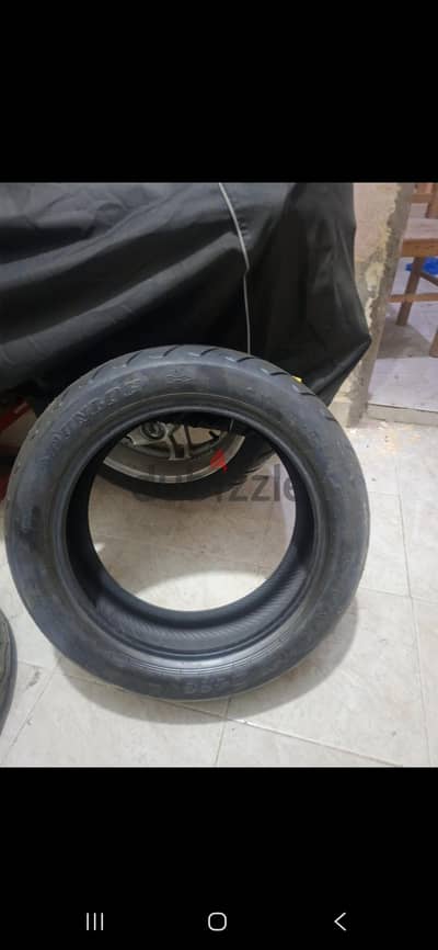 : للبيع إطار خلفي جولد وينج "زيرو" Dunlop D423