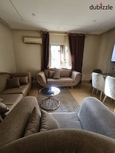 شقة بحديقة للايجار مفروش فى كمبوند حدائق المهندسين الشيخ زايد