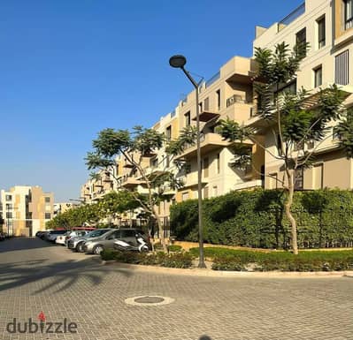 بتشطيب كامل بنتهاوس 300م برووف 120م للبيع إيستاون سوديك القاهرة الجديدة Eastown Sodic New Cairo