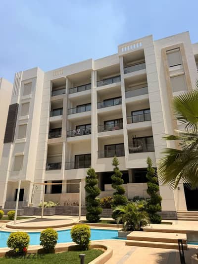 شقة للبيع بخصم الكاش متشطبة بالتكييفات و المطبخ في الشروق فـى كمبوند الجارAL JAR و امام مدينتي على فيو مميز من landscape