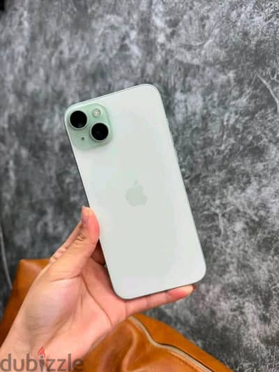 آبل - آيفون 15 بلس