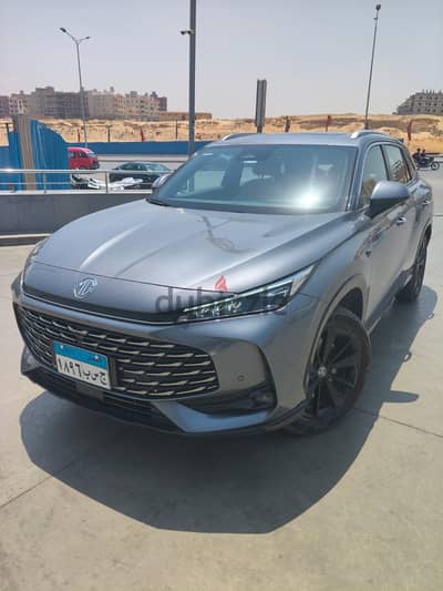 ام جى اتش اس ٢٠٢٦ للايجار بسائق او بدون - MG HS 2026 For Rent