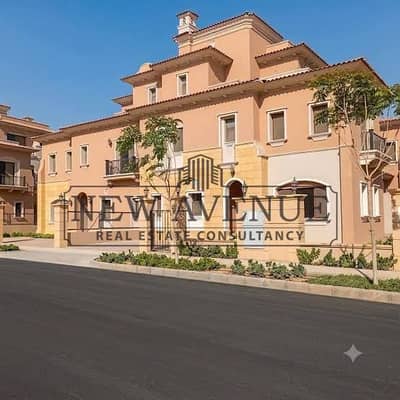 اقل سعر كواترو للبيع فى سيتى جيت City Gate يطل على اكبر ارض على الجولف مباشره