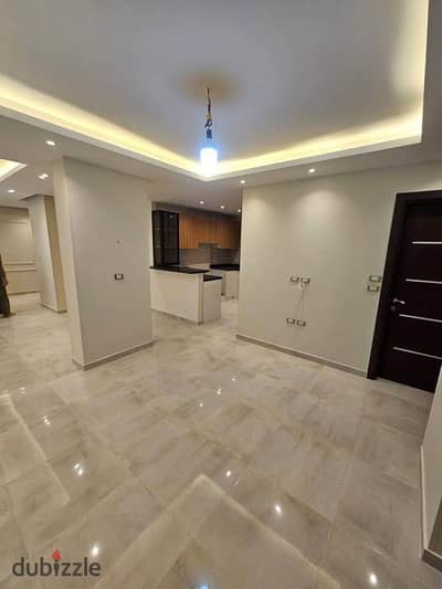 Apartment for sale in front of Beverlly Hills