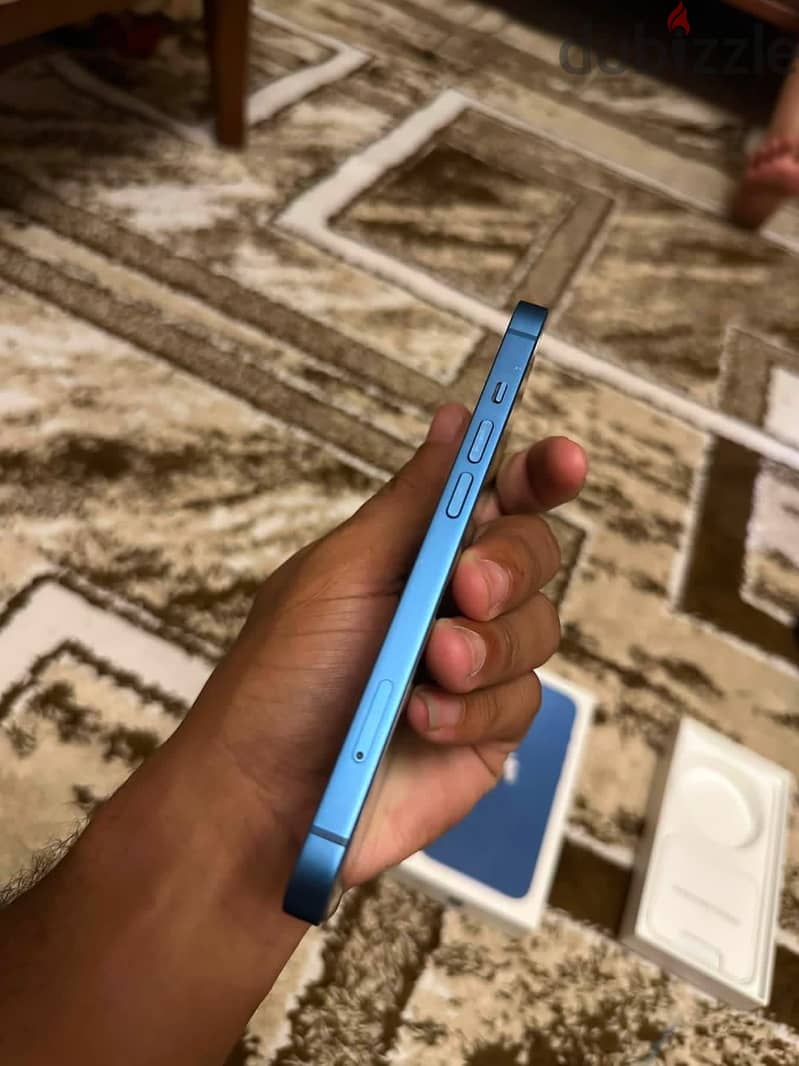 آبل - آيفون 13 4