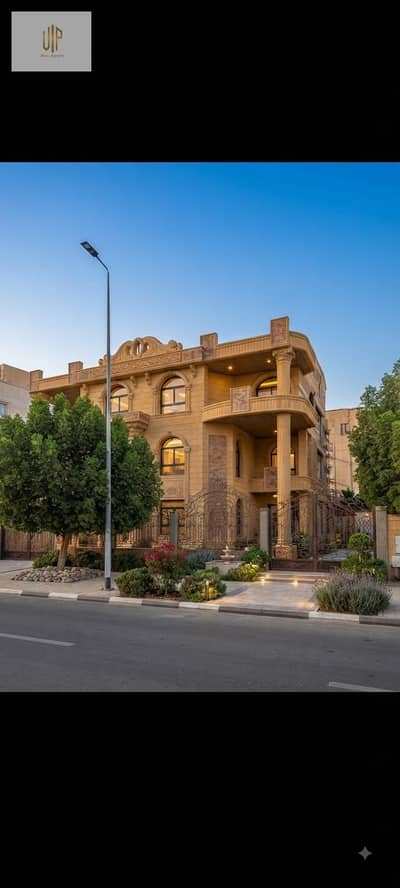 Villa for sale in Al Yasmin 1, First Settlement, near Rehab and Mohamed Naguib Axis and Petro Sport Club