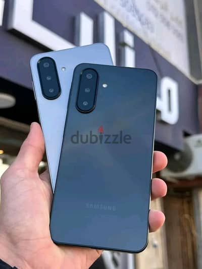 Samsung a17 256 رام٨