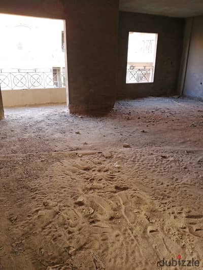 بسعر لقطة دوبلكس علوي بنتهاوس بمساحة كبيرة للبيع في الحي السابع – الشيخ زايد7th District, Sheikh Zayed  استلام فوري - موقع مميز باطلالة مفتوحة