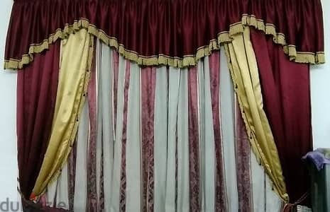 3 بلتكانات و3 براقع بالخشب و9 ستاير والحلي 3 بلتكانات و3 براقع بالخشب و9 ستاير والحلي