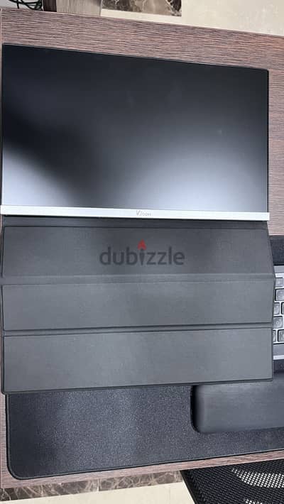 V2Com P4 15.6” portable screen