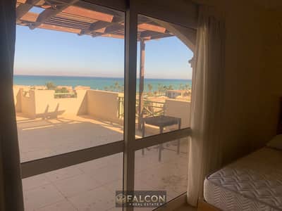 شالية 3 غرف ماستر ع البحر للبيع صف اول بفيو بانورامي متشطب في قريه لافيستا السخنه LAVista Gardens el sokhna