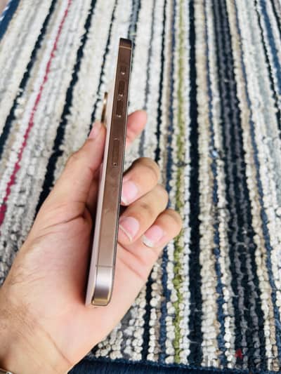 Apple - iPhone 16 Pro Max