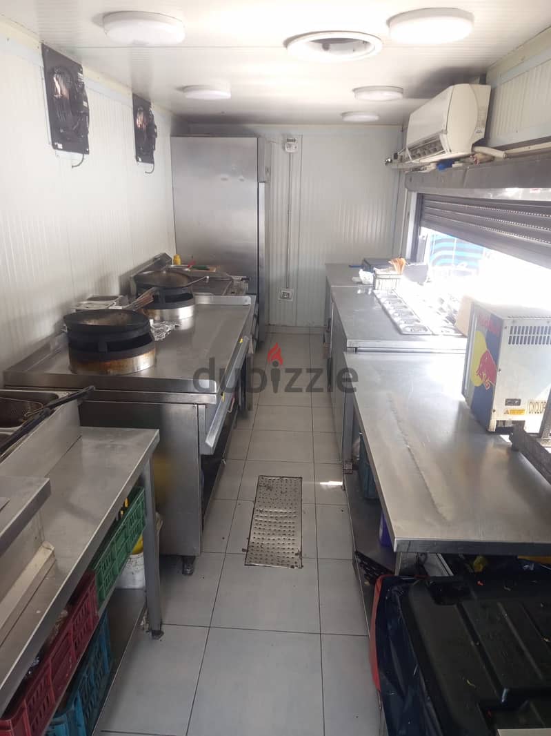 Container / Food Truck 4