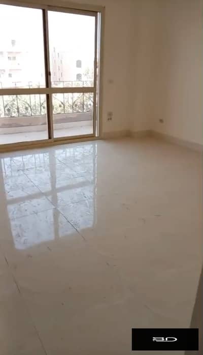 شقه للايجار بدون عفش بغرب سوميد