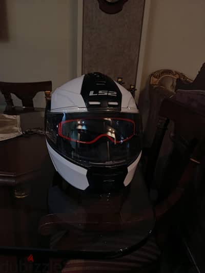 ls2 helmet