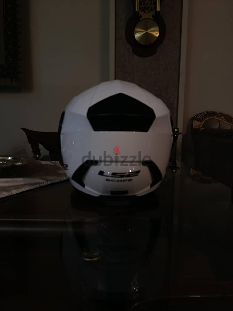 ls2 helmet 3