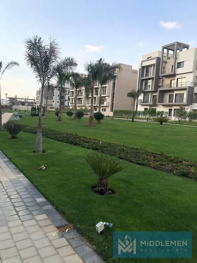 شقة 143متر 3غرف نوم متشطبة بالكامل بالفرش موقع مميز بحري دايركت علي لاندسكيب استلام فوري في كمبوند المراسم القاهرة الجديدة  Almarasem New Cairo